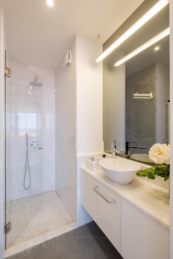 Boutique Rentals- Bliss By The Sea Apt- Ocean Views In Foz Beach Порту Экстерьер фото