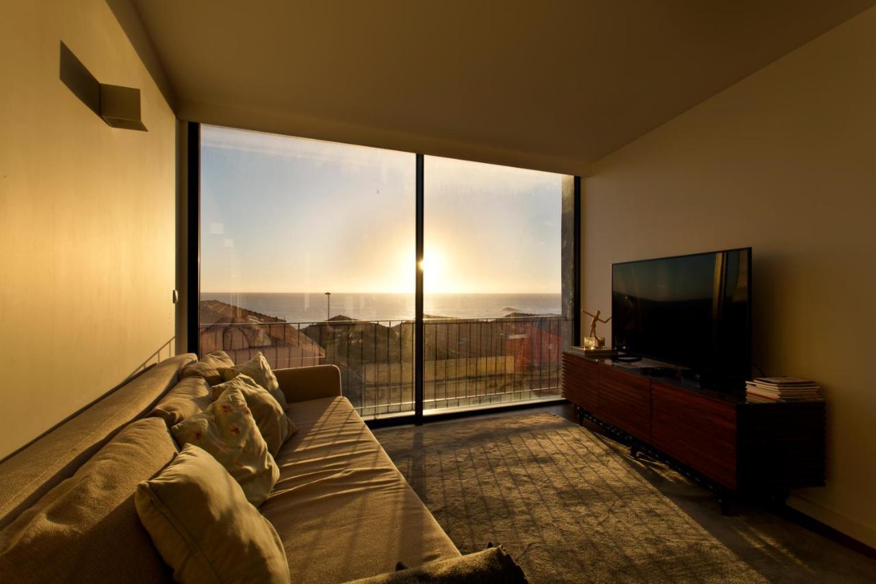 Boutique Rentals- Bliss By The Sea Apt- Ocean Views In Foz Beach Порту Экстерьер фото